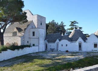 Masseria Rocchella. Via dalla pazza folla!