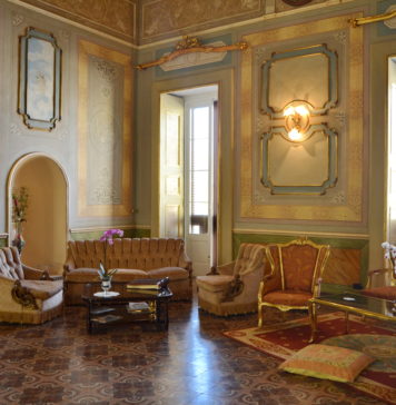 Palazzo De Castro. Nobili atmosfere Palazzo De Castro a Squinzano