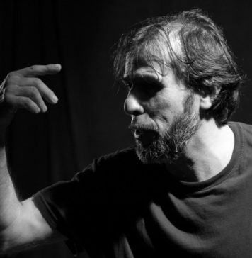 Altrove. Il teatro è coraggio a Molfetta Altrove. teatro è coraggio