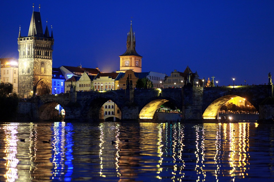 prague-411961_960_720
