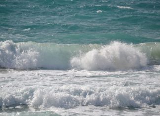 The winter sea mare d'inverno