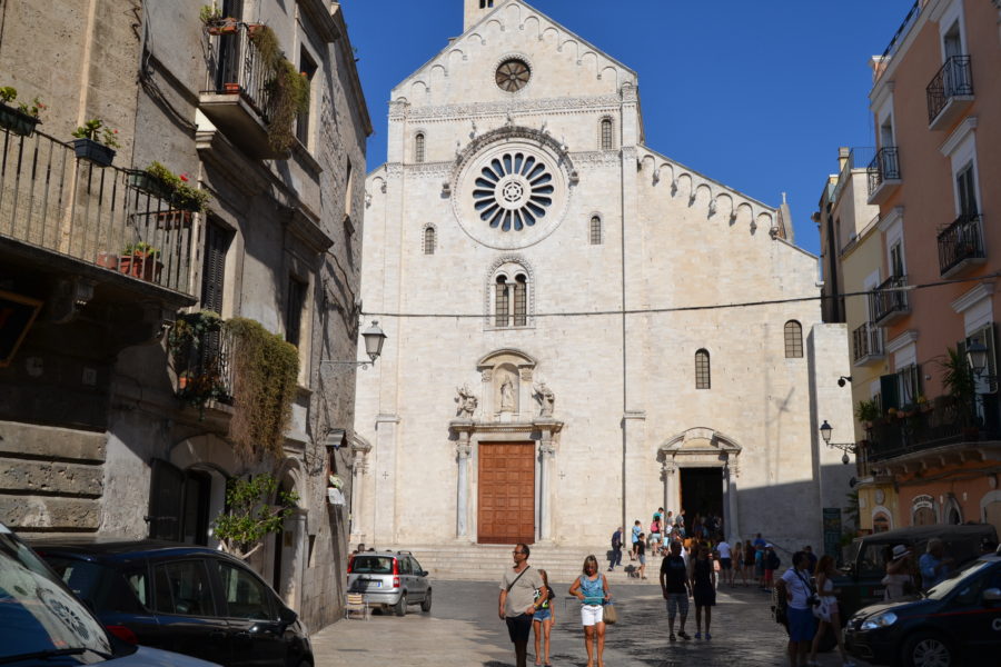 Bari tour