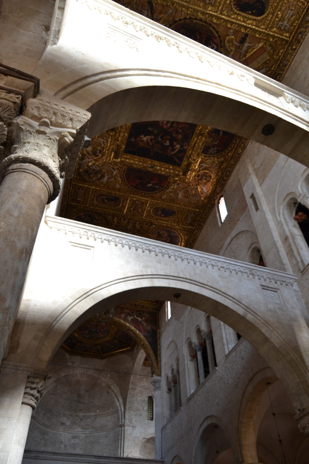 Bari tour