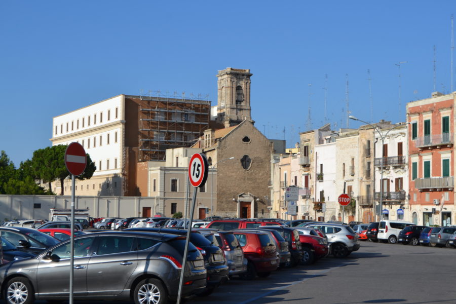 Bari tour