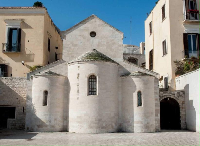 Bari tour
