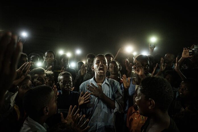 World-Press-Photo-of-the-Year-Nominee_Yasuyoshi-Chiba_Agence-France-Presse World Press Photo