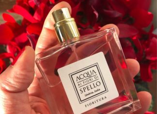 Acqua ai Fiori di Spello, i profumi della terra umbra Acqua ai Fiori di Spello