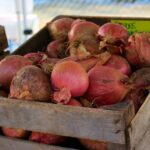 farmers-market-purple-onions-3779898_960_720