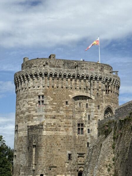 Dinan