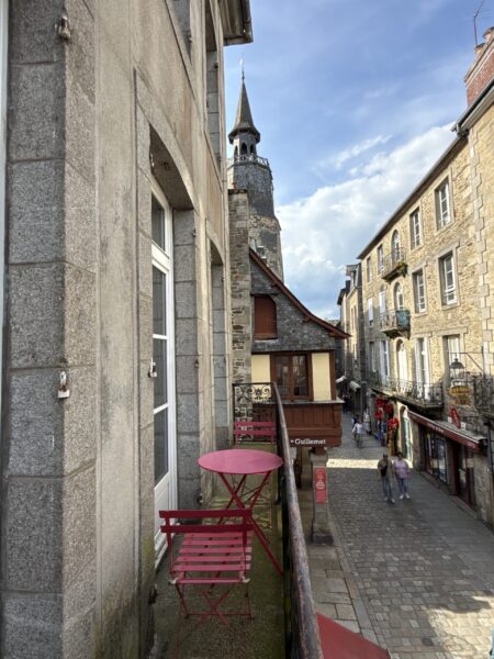 Dinan