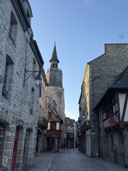 Dinan